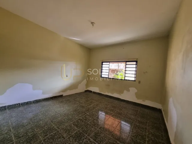 Imagem 5: Casa 3 Quartos | 2 Lojas Comerciais, Lote de 900m²