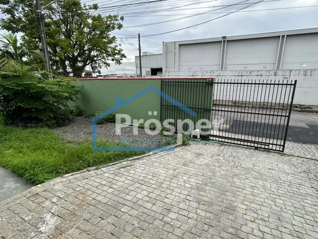 Imagem 4: Casa com 3 Quartos no América, Joinville/Sc