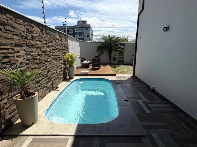 Imagem 9: Espetacular: Sobrado de Alto Padrão com Piscina e Área Gourmet: Nova Palhoça!