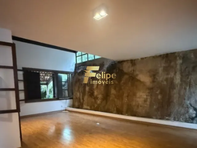 Imagem 6: VENHA CONHECER O IMÓVEL DOS SEUS SONHOS! BELÍSSIMA CASA TRIPLEX, COM 05 QUARTOS, SENDO