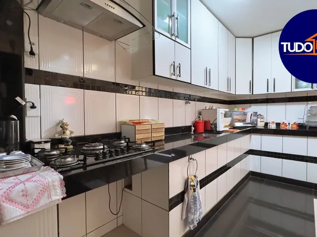 Imagem 10: Venda de Casa de Luxo com 5 Quartos, 5 Suítes no Setor Oeste e apartamento (Gama)