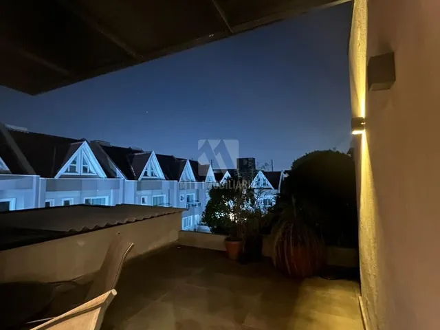 Imagem: Sobrado na Região do Pilarzinho, 5 Quartos