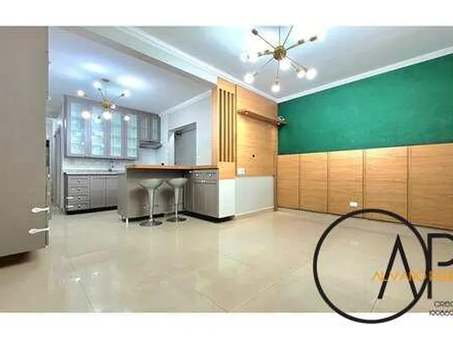 Imagem: O apartamento possui 2 Dormitórios, 1 Suíte, 2 Banheiros,