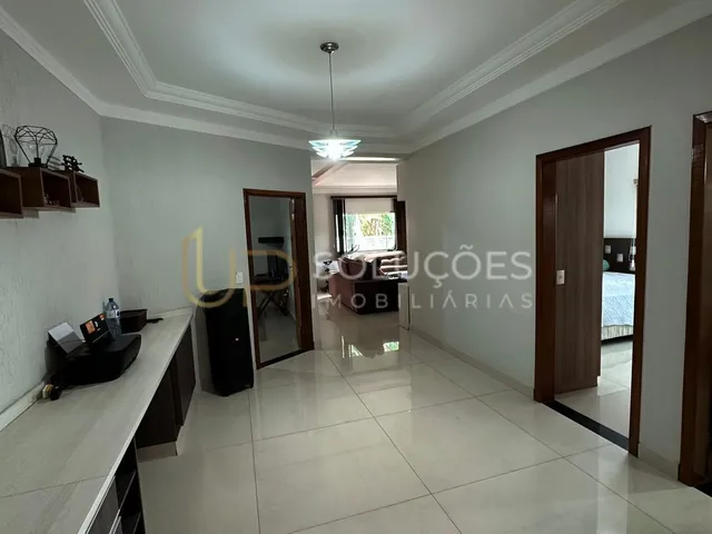 Imagem 9: Casa 3 Quartos (2 Suítes), Cozinha Planejada, Escritório