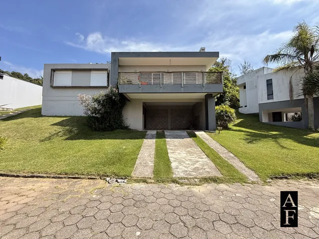 Imagem: Casa em condomínio nos Morrinhos em Garopaba