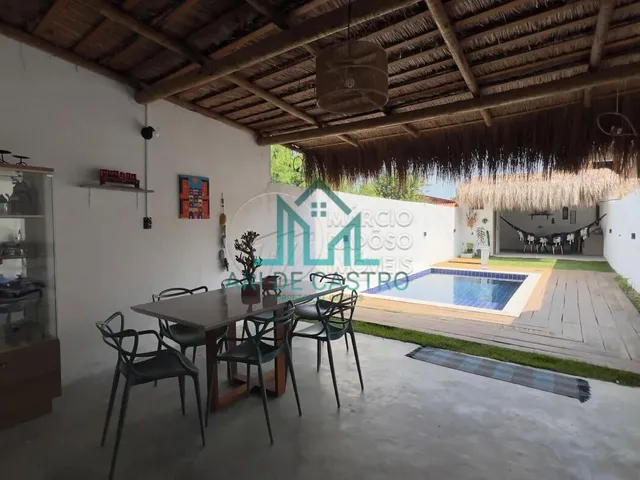 Imagem: Casa Duplex com 3 Suítes com 150m², Piscina