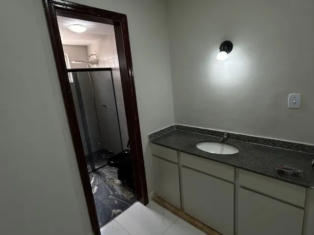 Imagem 14: Locação Anual - Apartamento 04 Quartos na Praia do Morro em Guarapari-ES: 4 quartos (1