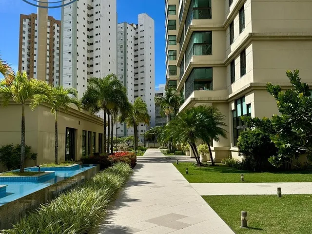 Imagem 5: Apartamento no Elegance Garibaldi Andar Altíssimo com 3 Suítes e Sala Ampliada