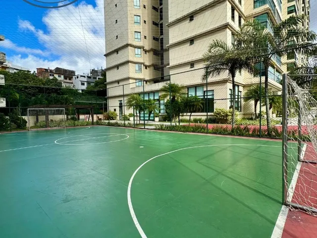 Imagem 3: Apartamento no Elegance Garibaldi Andar Altíssimo com 3 Suítes e Sala Ampliada