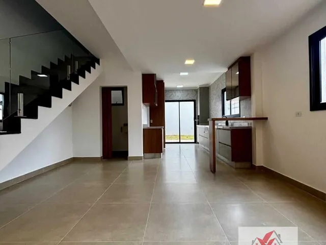 Imagem: Casa à venda no bairro Jardim Ipê - Poços