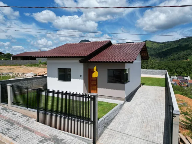 Imagem: Execelente casa à venda em Indaial/SC