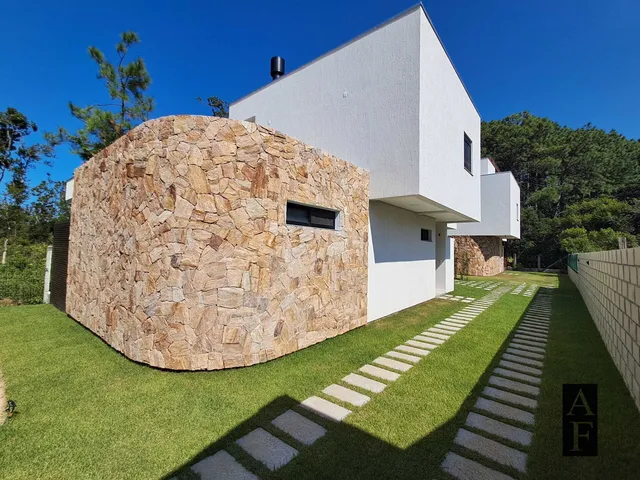 Imagem: Casa em Condomínio à Venda