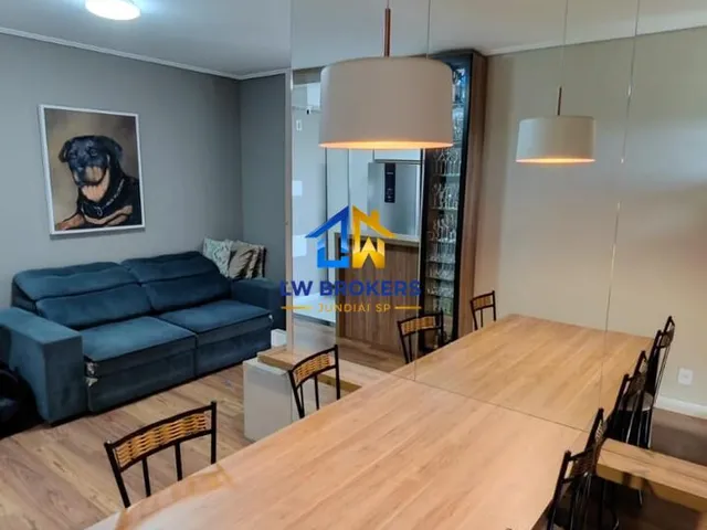 Imagem: O apartamento possui 2 Dormitórios, 1 Suíte, 2 Banheiros,