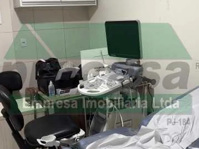 Imagem 9: Prédio : / Comercial / Tancredo Neves