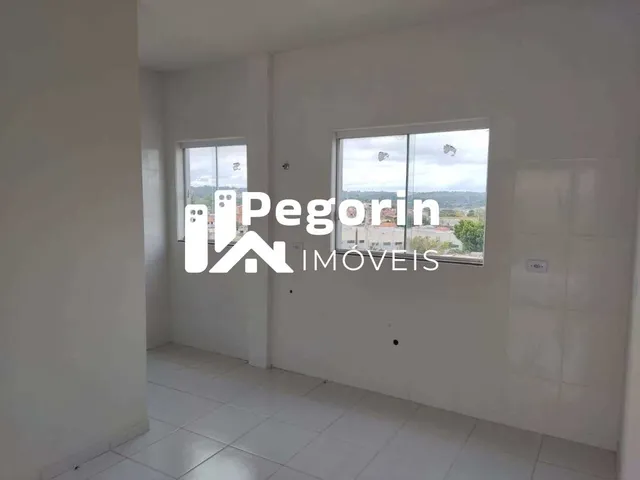 Imagem 2: Apartamento À Venda em Colombo, Maracanã, com 2 Quartos, 48,00M²