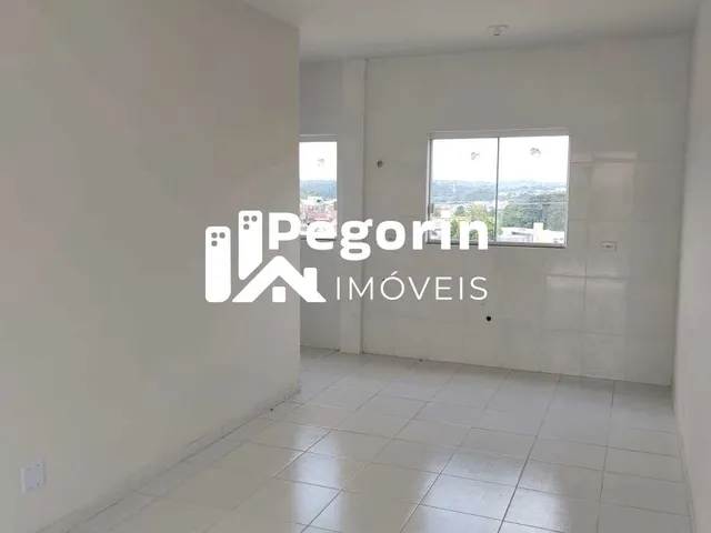 Imagem 10: Apartamento À Venda em Colombo, Maracanã, com 2 Quartos, 48,00M²