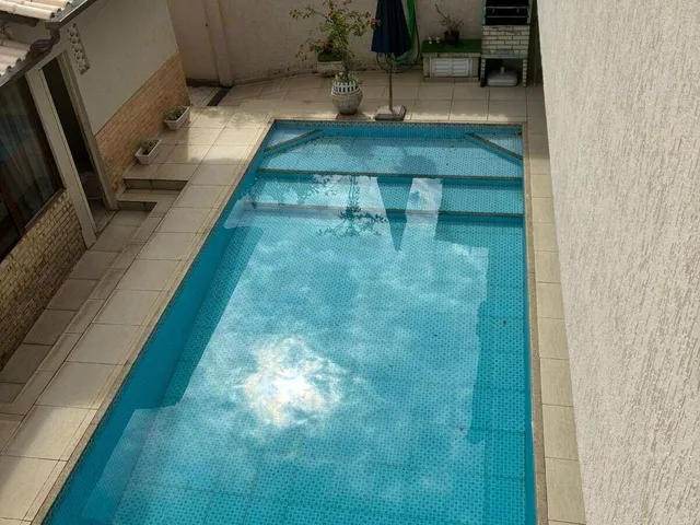 Imagem: Casa à venda em Niterói, Itaipu, com 4
