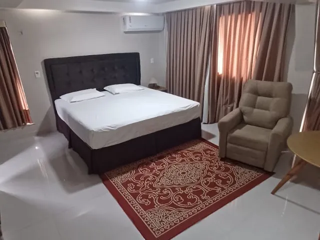 Imagem 10: Apartamento Duplex Reformado e Mobiliado com 2 Suítes no Bairro de Batista Campos! Área