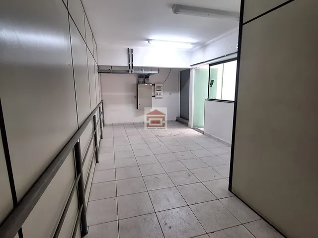 Imagem 16: ALUGO Ponto Comercial na Agamenon Magalhães, 450M2