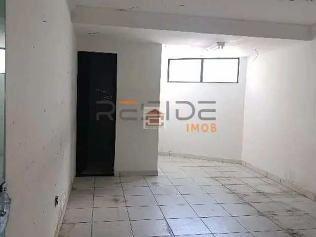 Imagem 3: ALUGO Ponto Comercial na Agamenon Magalhães, 450M2