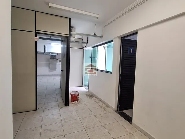 Imagem 13: ALUGO Ponto Comercial na Agamenon Magalhães, 450M2