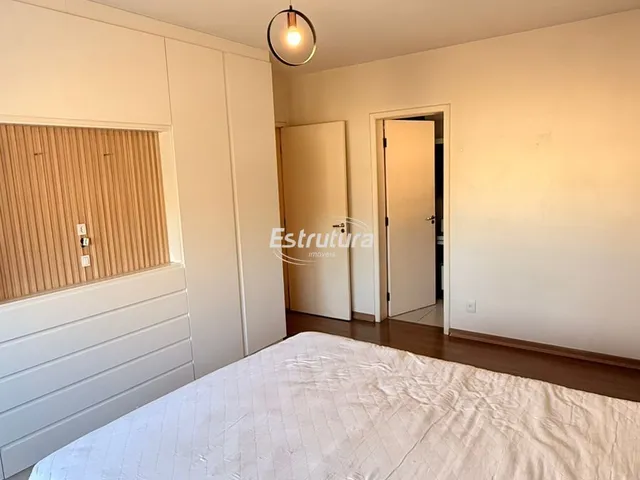 Imagem 6: Apartamento Semimobiliado de 3 Dormitórios com Suíte no Centro