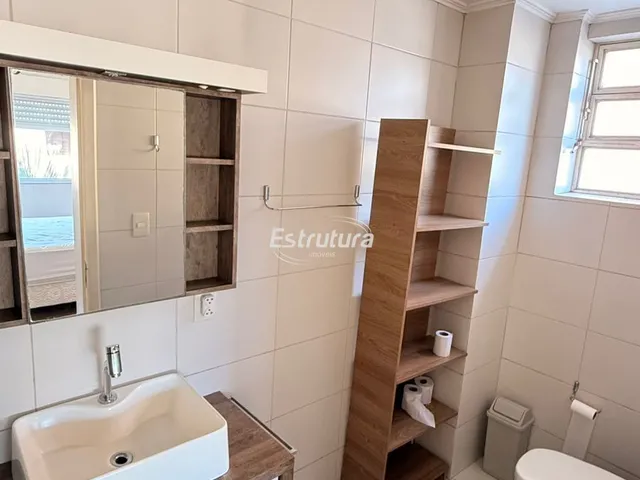 Imagem 12: Apartamento Semimobiliado de 3 Dormitórios com Suíte no Centro