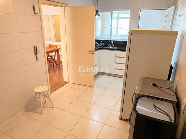 Imagem 3: Apartamento Semimobiliado de 3 Dormitórios com Suíte no Centro