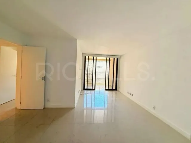Imagem 8: Apartamento de 3 quartos à venda no Diamond Residences, com 110m², em Icaraí