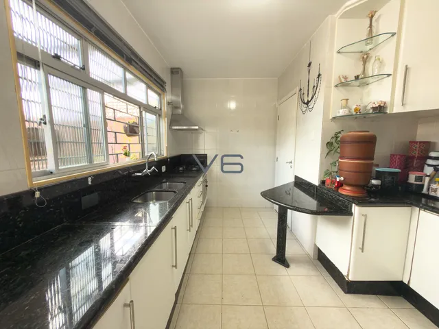 Imagem 7: Sobrado Padrão com 144m² privativos, 1 suíte e 2 quartos, 2 vagas de garagem, no