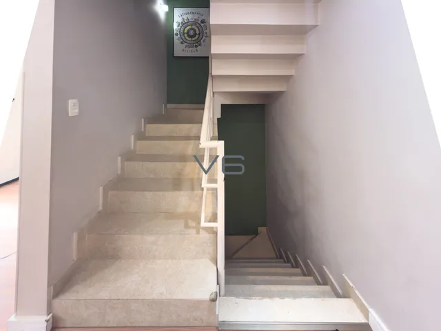Imagem 15: Sobrado Padrão com 144m² privativos, 1 suíte e 2 quartos, 2 vagas de garagem, no