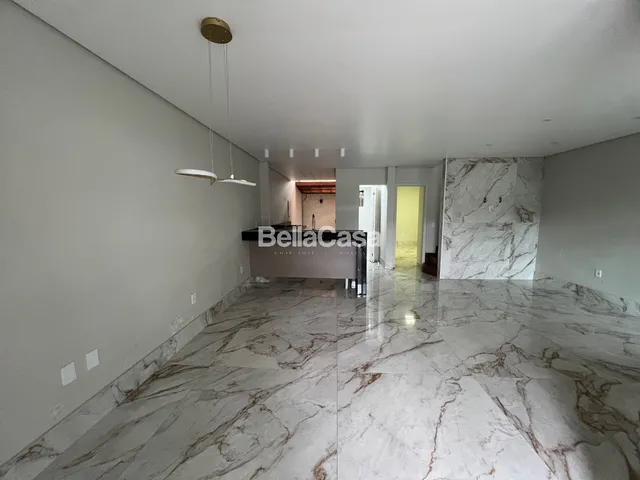 Imagem 4: Imóvel à venda: Casa com 4 quartos, 4 suítes, 2 salas e 5 banheiros na cidade de