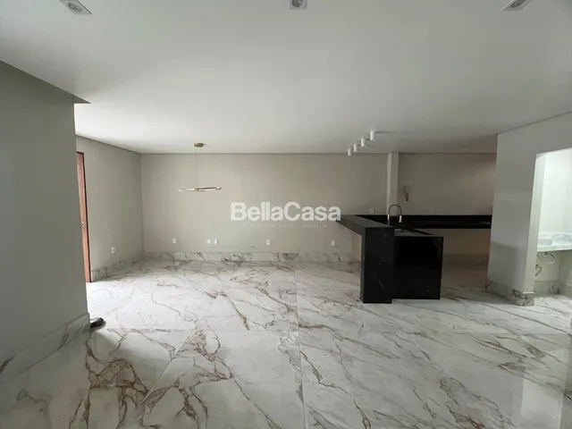 Imagem 12: Imóvel à venda: Casa com 4 quartos, 4 suítes, 2 salas e 5 banheiros na cidade de