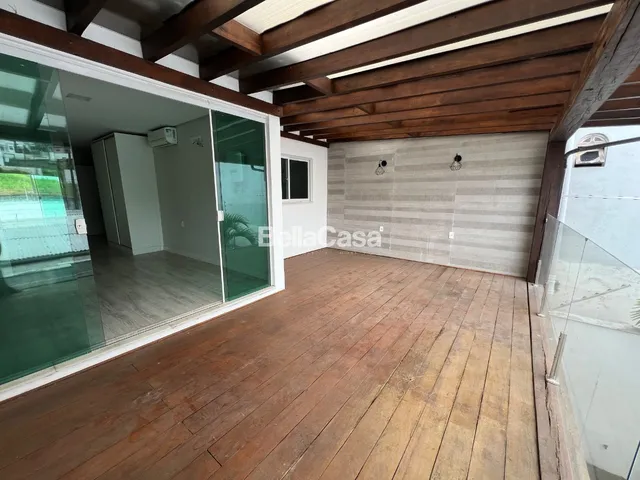 Imagem 2: Imóvel à venda: Casa com 4 quartos, 4 suítes, 2 salas e 5 banheiros na cidade de