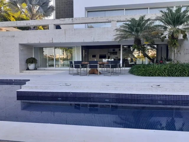 Imagem 7: Casa em Condomínio com Arquitetura Assinada e 1.144m² – São João – Curitiba
