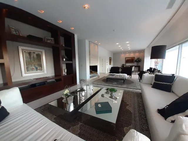 Imagem 14: Casa em Condomínio com Arquitetura Assinada e 1.144m² – São João – Curitiba