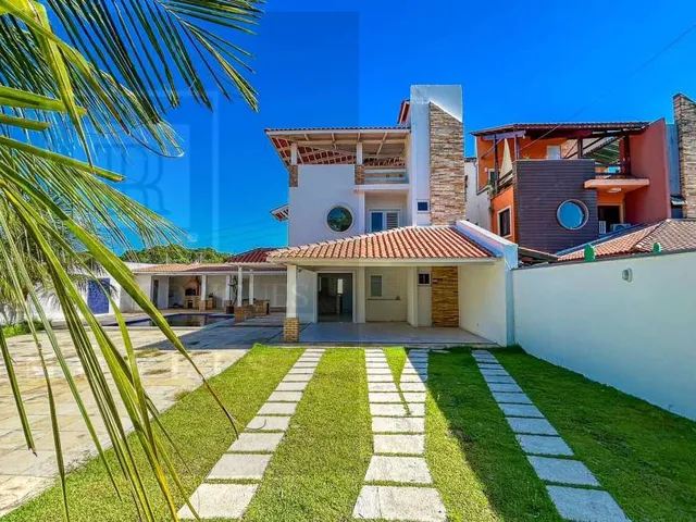 Imagem: Casa triplex à venda na Sapiranga / Edson