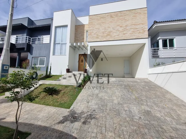 Imagem: A casa em condomínio possui 5 Dormitórios, 2 Suítes, 4