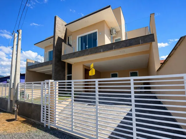 Imagem: Casa com 3 Quartos Semi-Mobiliada em Rio