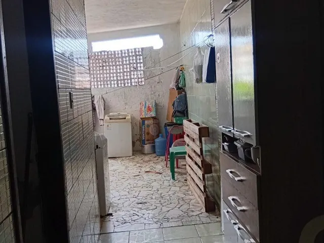 Imagem 2: VENDO Casa 120m², Liberdade, 3/4 e 2 Suítes, Sala, Banheiro Social, Cozinha, Copa