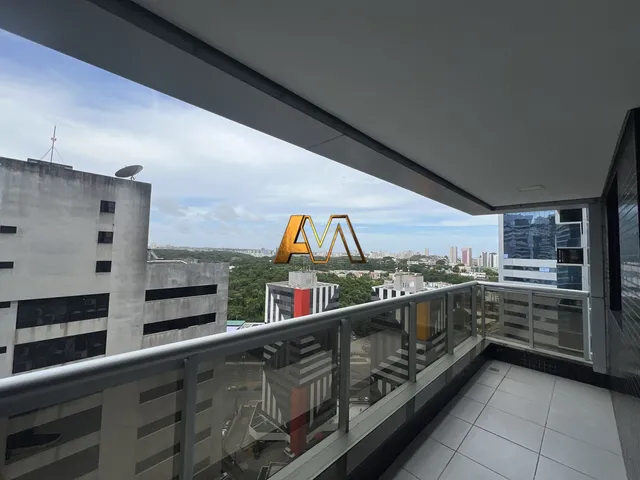 Imagem: O apartamento possui 2 Dormitórios, 1 Suíte, 2 Banheiros,