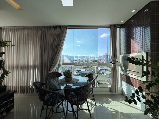 Imagem 2: Apartamento à venda com 3 dormitórios (suítes), 131 m² no bairro Imigrantes em