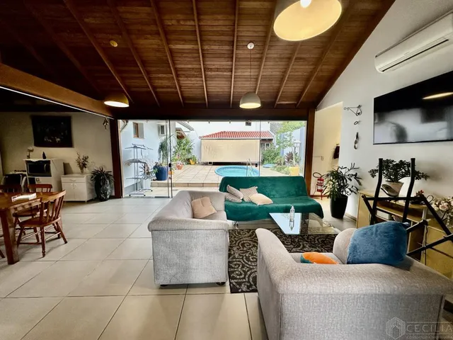 Imagem 11: Raridade: Casa praticamente plana, ideal para quem precisa de muitos dormitórios e