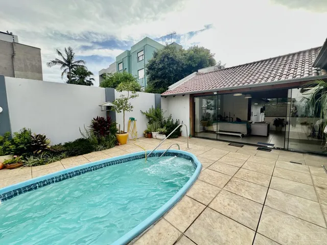 Imagem 12: Raridade: Casa praticamente plana, ideal para quem precisa de muitos dormitórios e