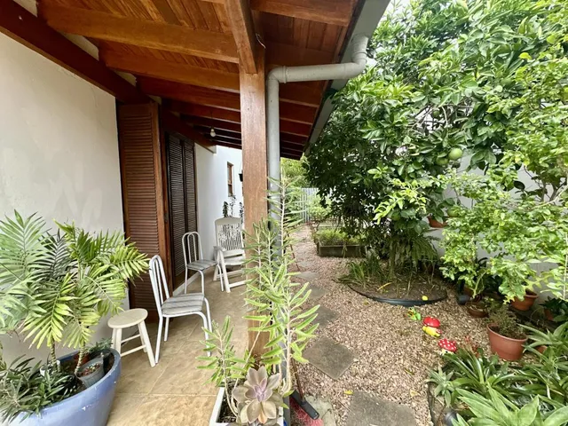 Imagem 15: Raridade: Casa praticamente plana, ideal para quem precisa de muitos dormitórios e