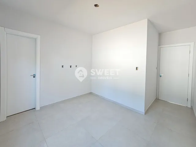 Imagem 12: Casa Nova com fachada Moderna