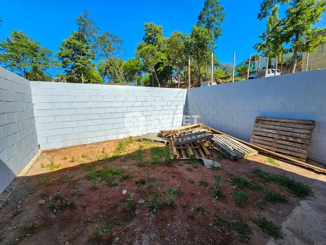 Imagem 7: Casa Nova com fachada Moderna