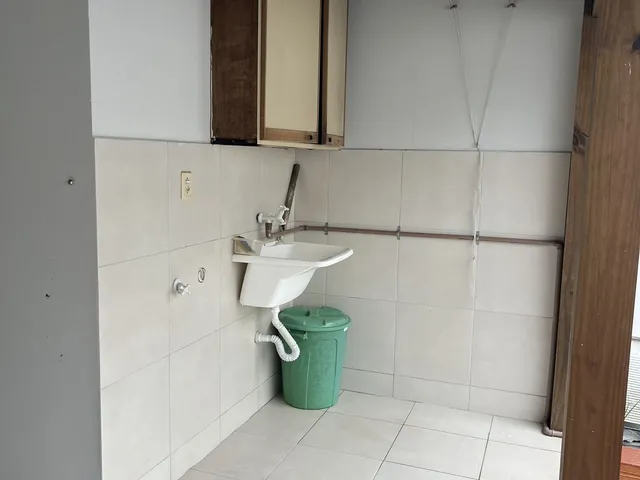 Imagem 13: Sobrado Geminado Saguaçu (com elevador