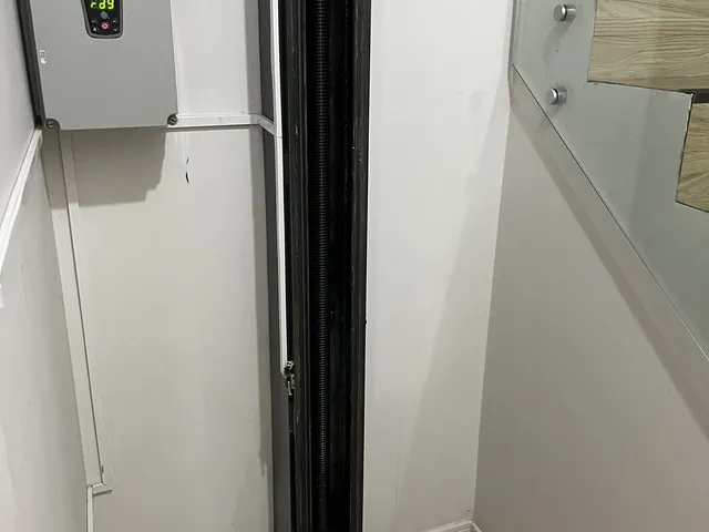 Imagem 2: Sobrado Geminado Saguaçu (com elevador