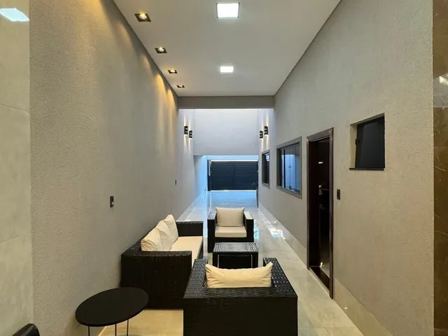 Imagem 5: Casa de Alto Padrão com 4 Quartos e 3 Suítes À Venda no Bairro Copacabana em Patos de